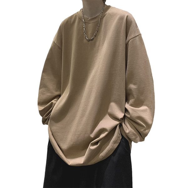 Švarus ir platus vyriškos palaidinės modelis