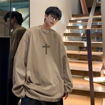 Őszi hosszú ujjú mintás póló