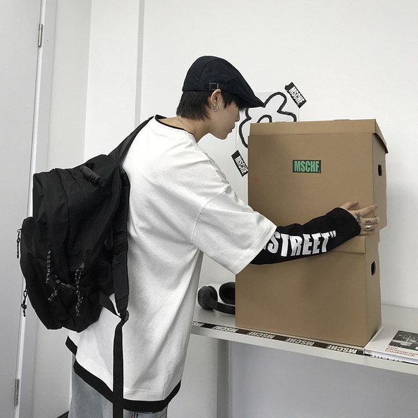 Alkalmi férfi blúz ovális nyakkivágással