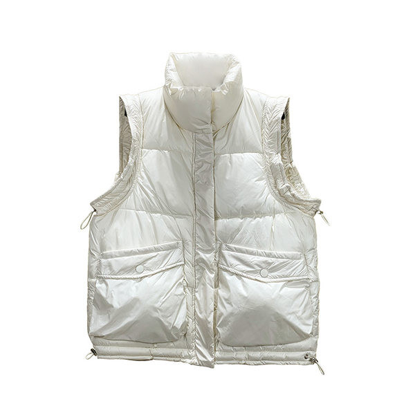 Közepes hosszúságú széles mintás női mellény