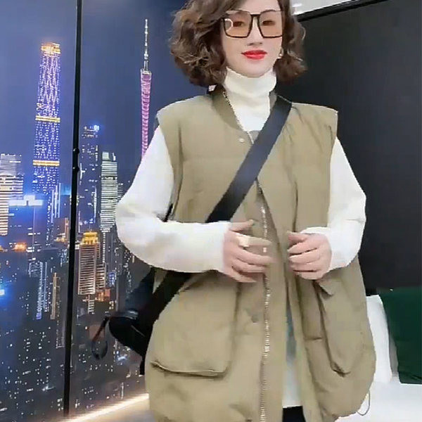 Ležeran ženski prsluk sa džepovima - široki model