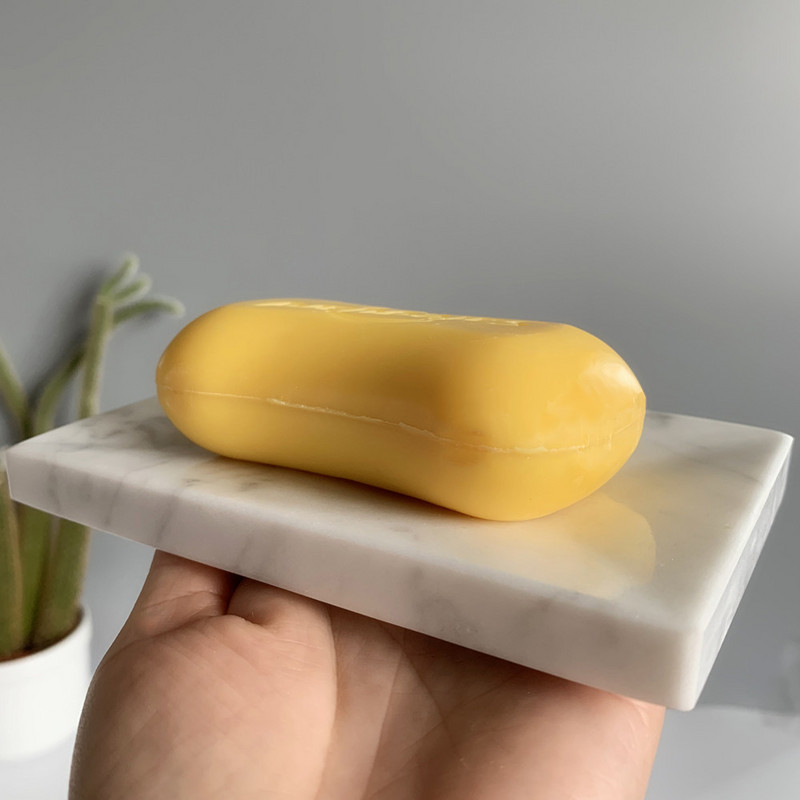 Lygus, blizgus tikro natūralaus marmuro muilo indų dėžutė / makiažo kempinės laikiklis su išleidimo anga