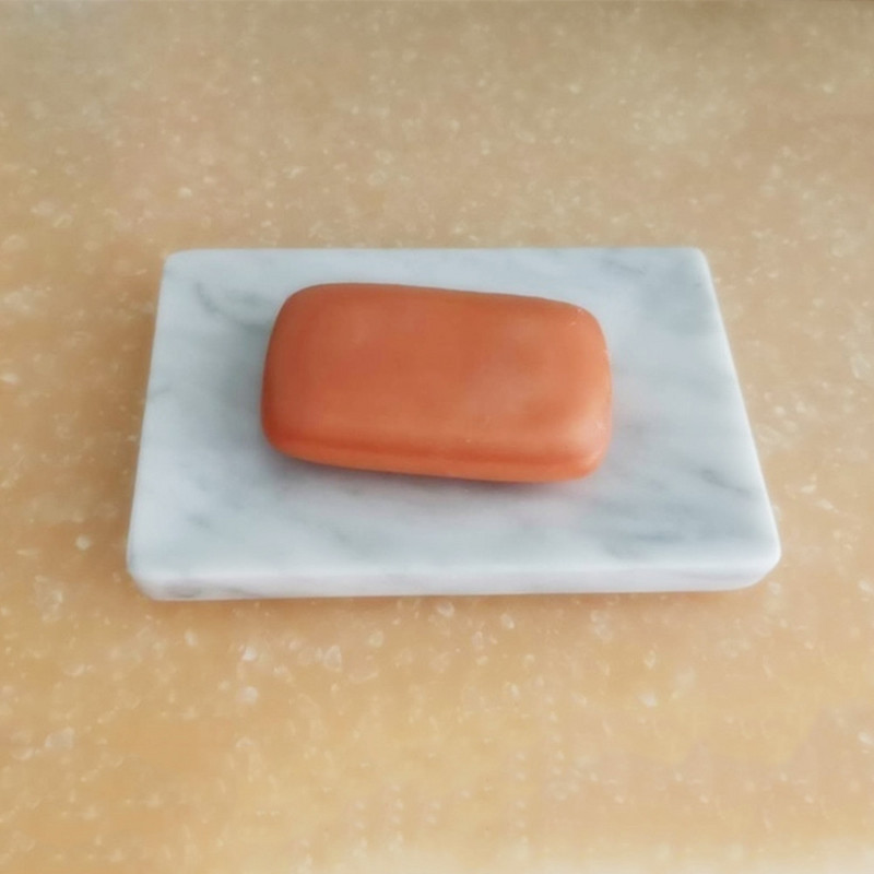 Lygus, blizgus tikro natūralaus marmuro muilo indų dėžutė / makiažo kempinės laikiklis su išleidimo anga