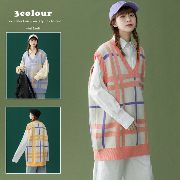 Novi model ženskog pletenog prsluka sa špicastim dekolteom