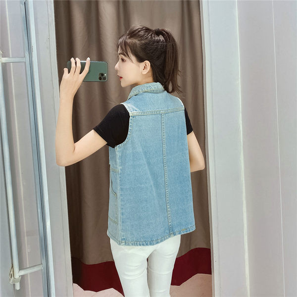 Moderan ženski jeans prsluk s džepom i gumbima