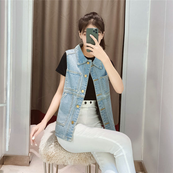 Moderan ženski jeans prsluk s džepom i gumbima