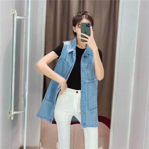 Moteriška džinsinė liemenė su kišene ir apykakle