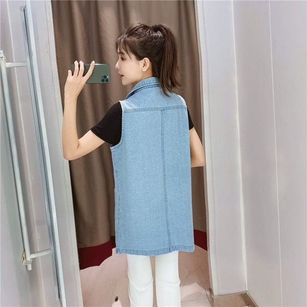 Moteriška džinsinė liemenė su kišene ir apykakle