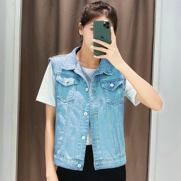 Alkalmi farmer női mellény gombokkal és zsebbel