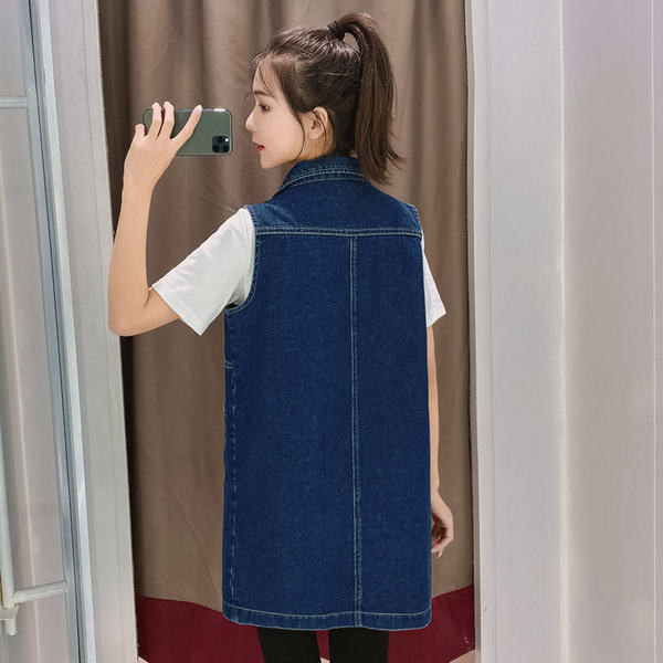 Trumpa ir vidutinio ilgio džinsinė liemenė