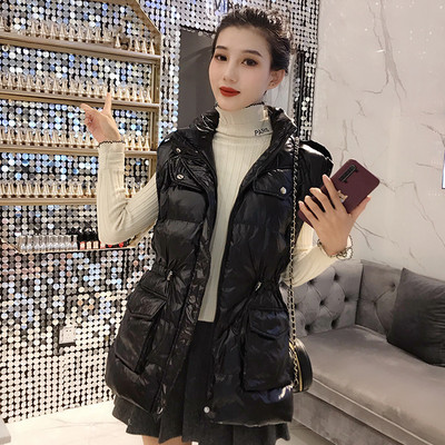 Divatos női mellény derekán cipzárral és megkötővel