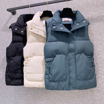 Tvirta moteriška liemenė su užtrauktuku