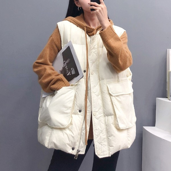 Vesta larga de dama cu buzunar, fermoar si nasturi