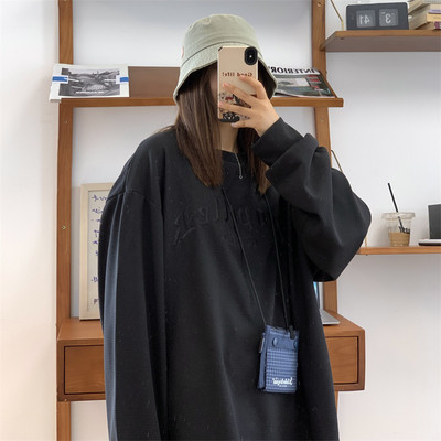 Vyriška palaidinė ilgomis rankovėmis švaraus rašto