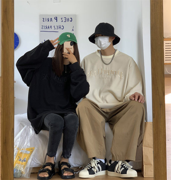 Vyriška palaidinė ilgomis rankovėmis švaraus rašto