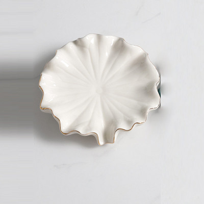 Vonios reikmenys nusausinamojo muilo laikiklis Muilo talpykla Vonios kambario laikiklis Muilo laikiklis Muilo dėžutė Keraminė lotoso lapelio formos muilo laikiklis