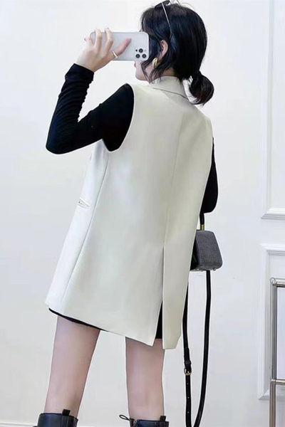 Elegáns női mellény gombokkal - három színben