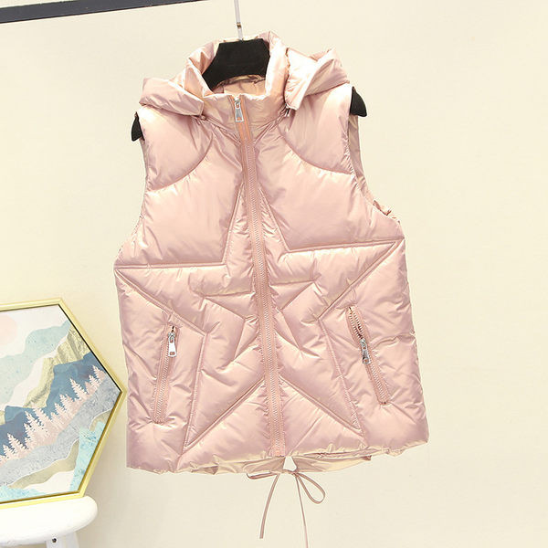 Naujo modelio moteriška liemenė su gobtuvu ir spauda