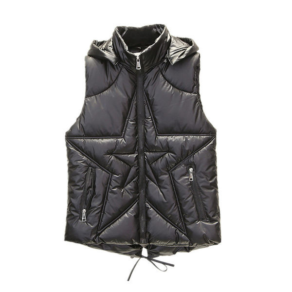 Naujo modelio moteriška liemenė su gobtuvu ir spauda