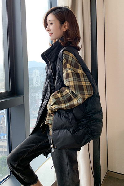 Őszi-téli mellény zsebbel és cipzárral