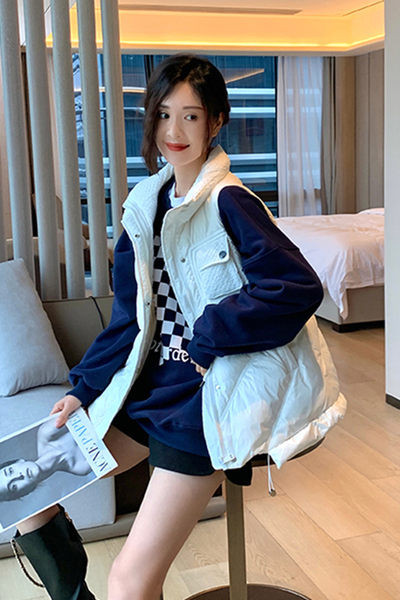 Novi model ženskog prsluka sa džepom