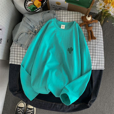 Férfi blúz hosszú ujjal és hímzéssel