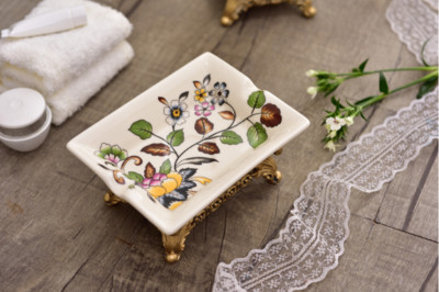 Vintažinė keraminė tualetinio muilo dėžutė europietiško stiliaus Kūrybiškos praktiškos rankų darbo muilo indai Vonios kambarys Virtuvės muilo laikiklis LF876