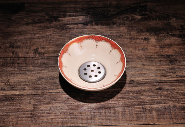 Europski stil Visokokvalitetne okrugle posude za sapun Kućni hotelski WC Dekoracija doma Praktični dvoslojni drenažni držač za sapunLFB596