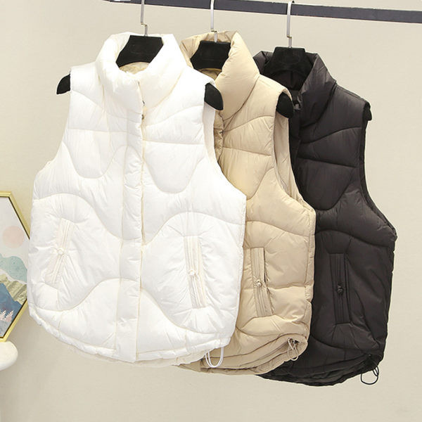 Moteriška sportinė liemenė aukšta apykakle