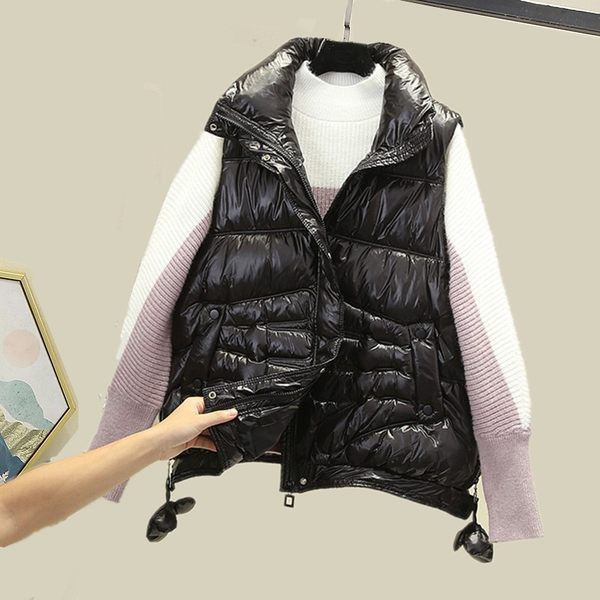 Női alkalmi mellény magas gallérral - fekete-fehér színben