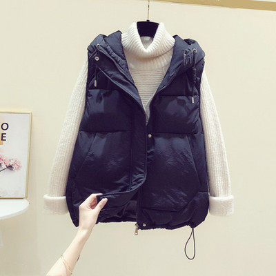 Moteriška liemenė su gobtuvu ir kaklaraiščiais