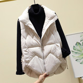 Moteriška liemenė su užtrauktuku ir kišene