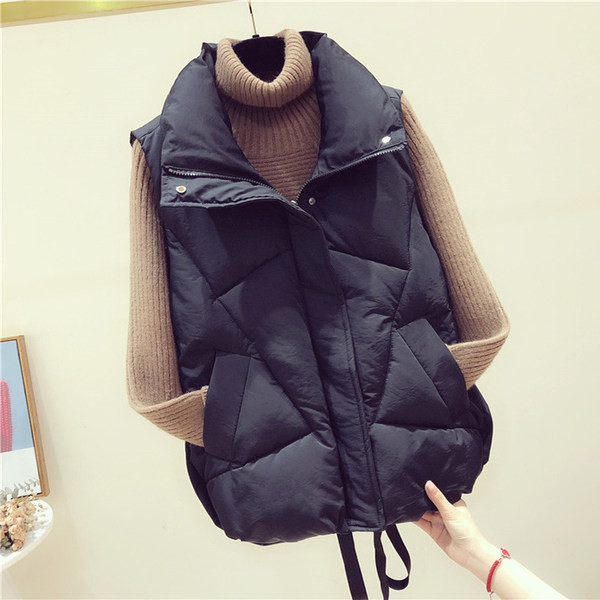 Moteriška laisvalaikio vidutinio ilgio liemenė