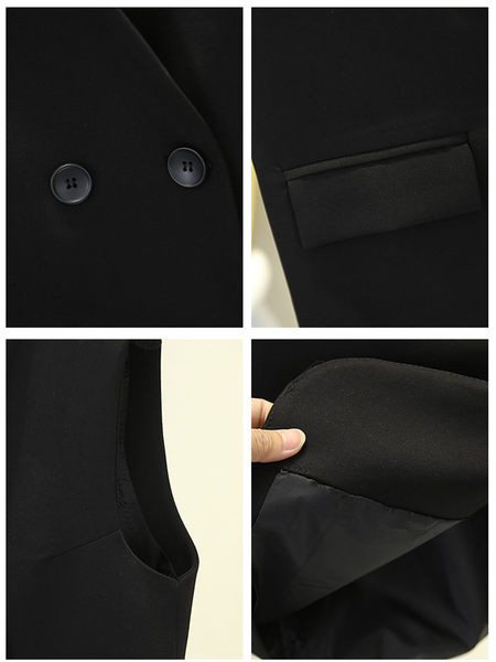 Vesta eleganta de dama cu nasturi