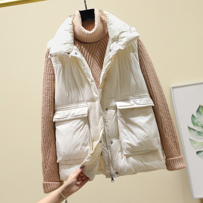 Ženski prsluk s patentnim zatvaračem i metalnim elementima