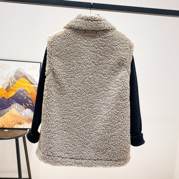 Ležerna ženska perjanica s džepovima