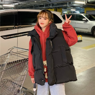 Laisvalaikio moteriška liemenė aukšta apykakle – platus modelis