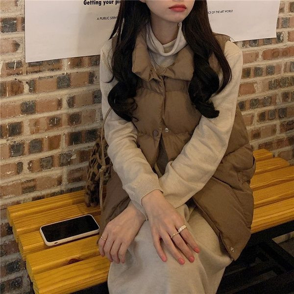 Μασίφ γυναικείο γιλέκο με κουμπιά