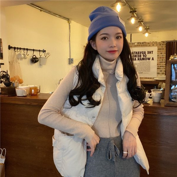 Μασίφ γυναικείο γιλέκο με κουμπιά