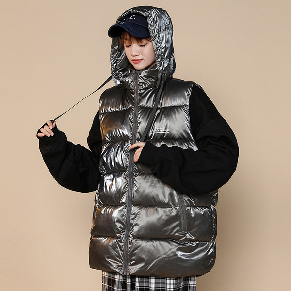 Vesta de dama model lat cu gluga si inscriptie