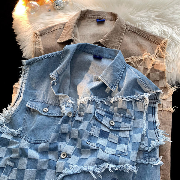 Vesta de dama din denim cu guler clasic si motive rupte