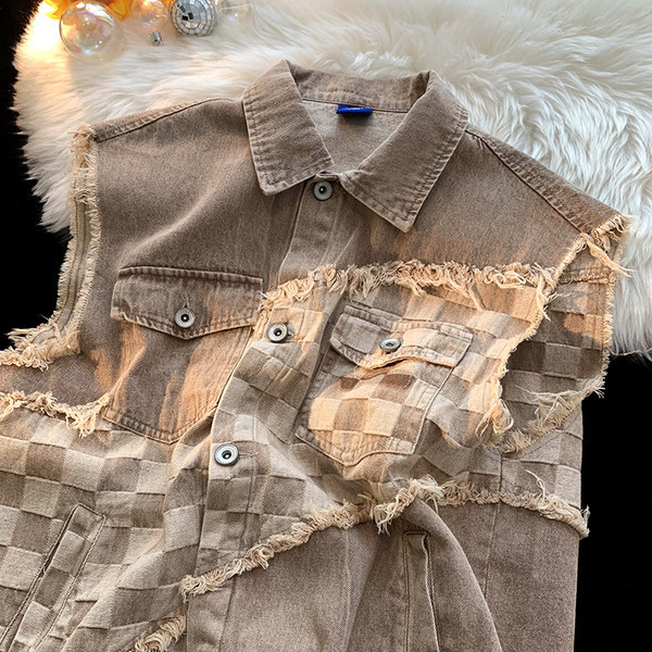 Vesta de dama din denim cu guler clasic si motive rupte