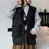 Alkalmi női mellény zsebekkel, műanyag rögzítéssel