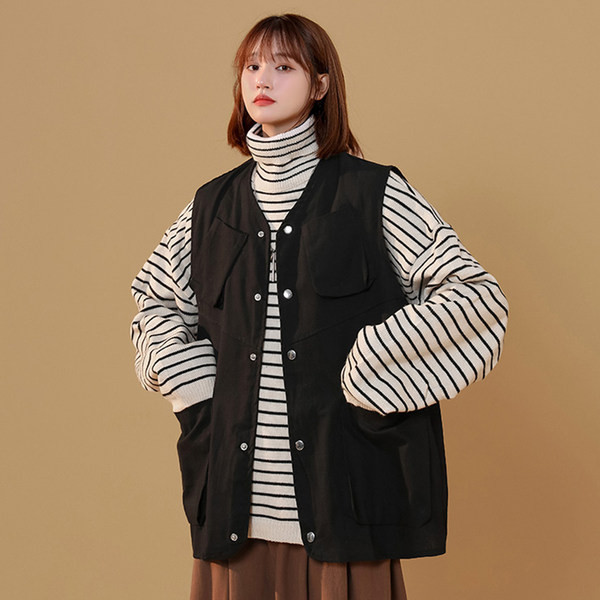 Vesta de dama cu decolteu in V cu buzunare