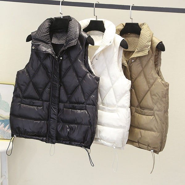 Női mellény magas gallérral, fűzős, új modell