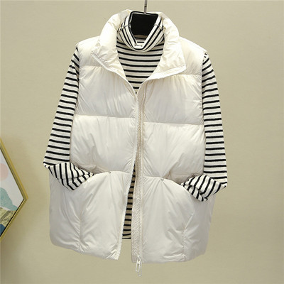 Női mellény kövekkel és zsebbel