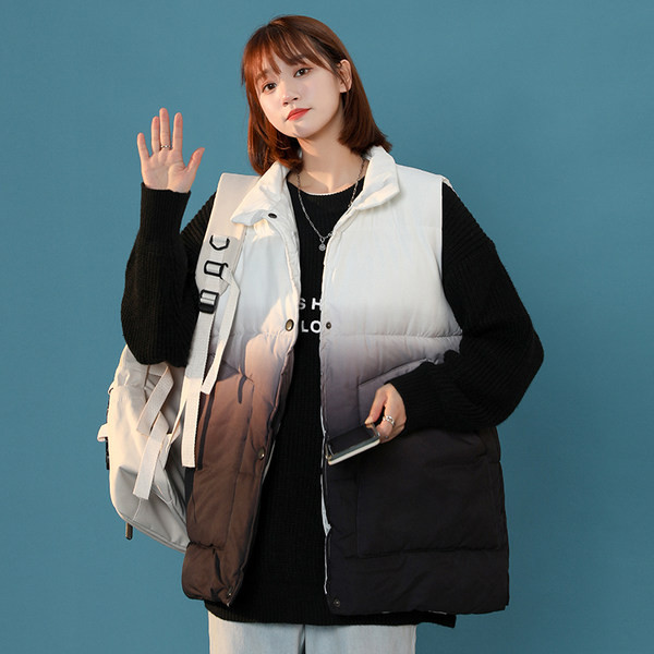 Moteriška laisvalaikio vaivorykštinių spalvų liemenė