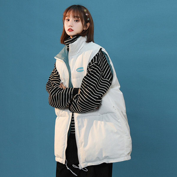 Ženski široki prsluk s kragnom i patentnim zatvaračem