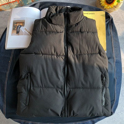 Női mellény zsebbel és cipzárral