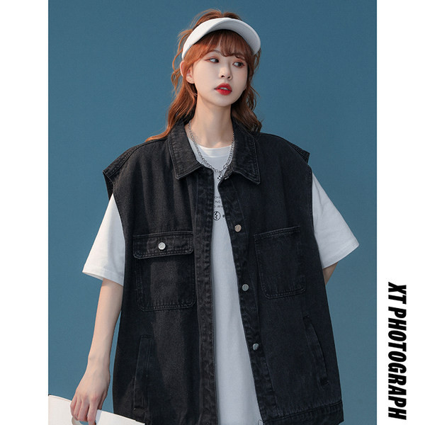 Farmer alkalmi mellény gombokkal és zsebbel